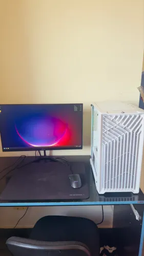 PC E MONITOR