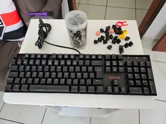 Teclado Mecanico Redragon - Letra O com defeito - Mais switches