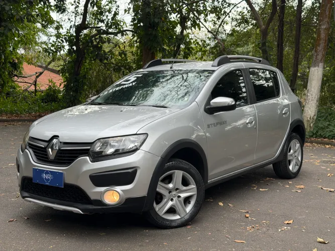 Renault Sandero Stepway Hi-power 1.6 8V 5P 2015