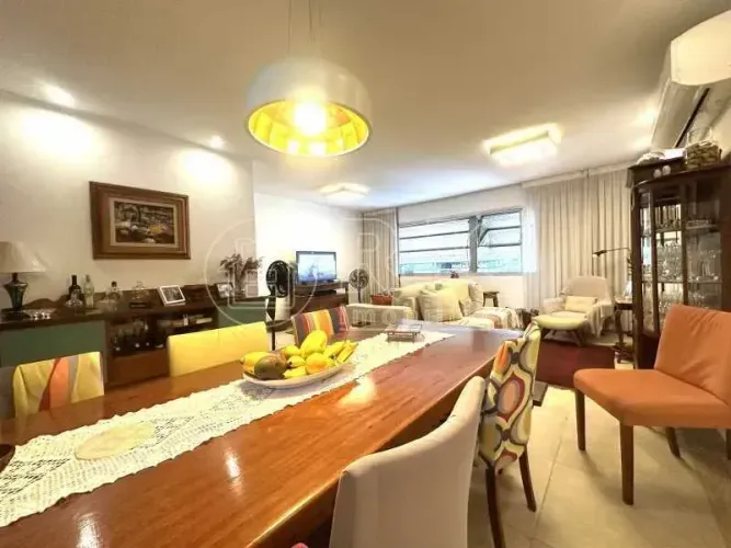 Pça Afonso Pena - 4 quartos - Lindo!!