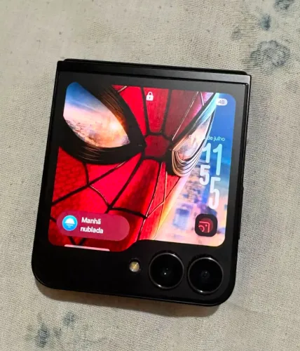 Galaxy Z Flip7 FE