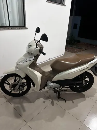 Honda Biz 125 2021 ? Única dona | 14.619 km