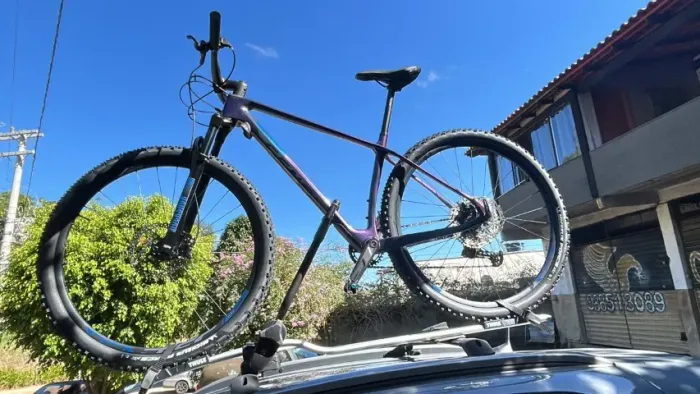 Bicicleta Impact Carbon Comp 2024 - M-17  - Deore 12v - RockShox - Semi-nova - Impecável