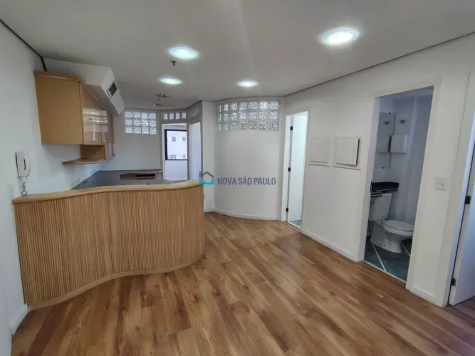 Conjunto Comercial na Liberdade
