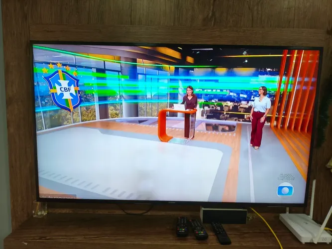 TV Samsung Smart Tv 4K 55 Polegadas excelente.