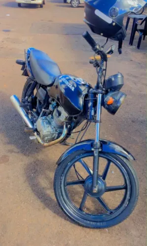 Moto a venda