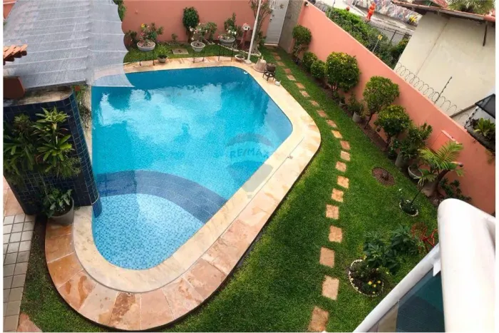 Casa mobiliada com piscina em Capim Macio disponível para locação temporada!!