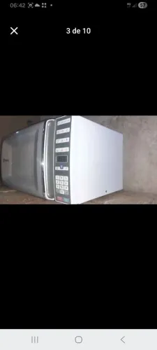 Microondas da Electrolux 34 L.com "desodorizador e relogio azul"