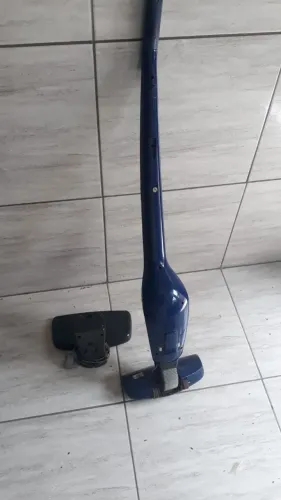 Aspirador Eletrolux Ergorapido com defeito