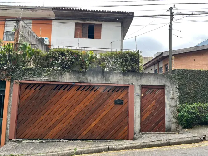 Sobrado, 3 Dormitórios,1 Suíte, 2 Vagas, Morumbi
