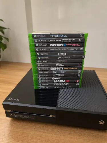 Xbox One FAT 500GB + Kinect + Controle + 15 Jogos