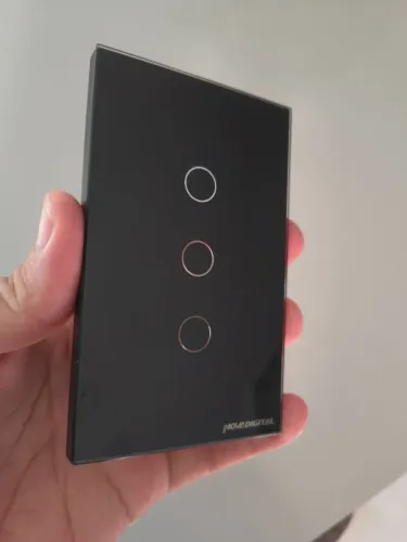 Espelho Touch do Interruptor 3 botões Nova Digital e espelho da tomada dupla Nova Digital