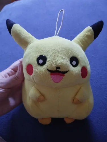 Pelúcia Pikachu Pokémon 