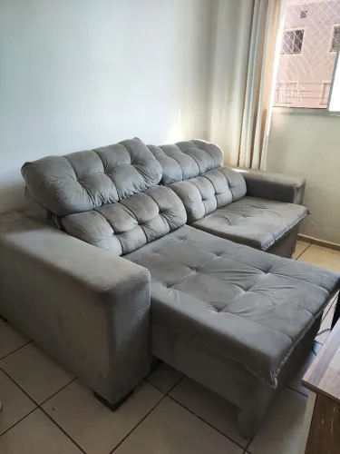SOFÁ RETRÁTIL SEMI NOVO