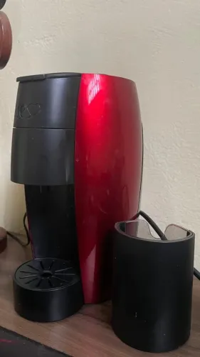Cafeteira de cápsulas TRES 3 Corações vermelha 127V - preço para vender rápido