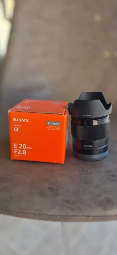 Lente Sony 20mm 2.8