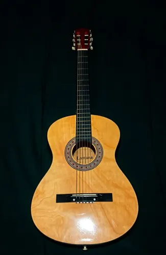 Violão Lantana, Semi Novo.