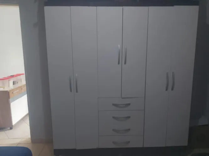 Guarda roupa casal