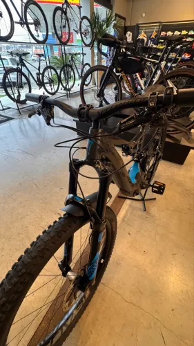 E-BIKE SPECIALIZED TURBO LEVO - Z E R A D A