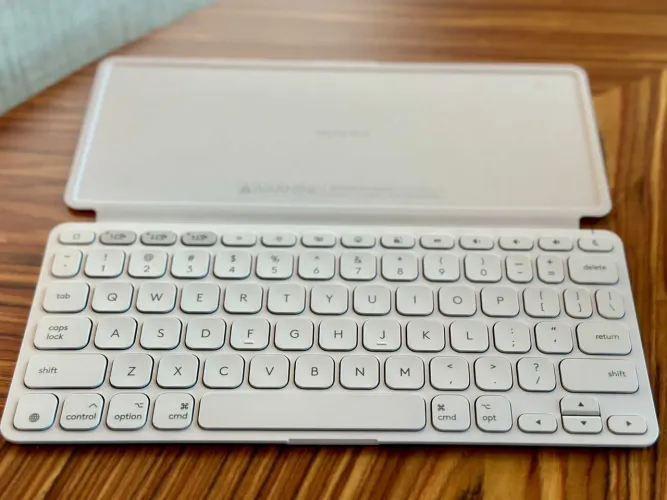 Teclado Kay to go 3 meses de uso. Logitech.