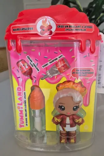 Boneca Cinnamon Spice da coleção Yummiland Lip Gloss Doll