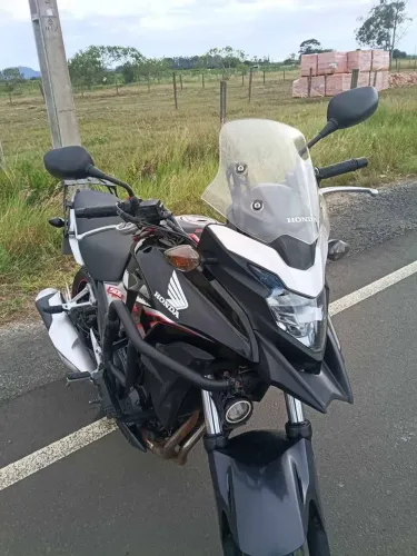 Honda CB 500X 2019 revisões em dia