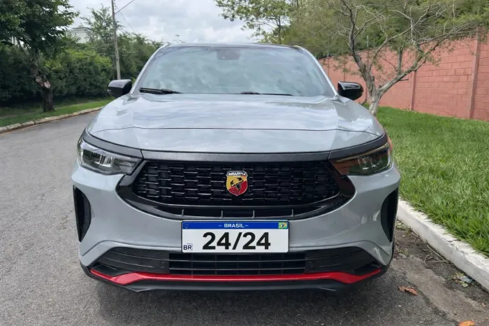 Fiat Fastback Abarth Turbo Flex 1.3 Aut. 2024