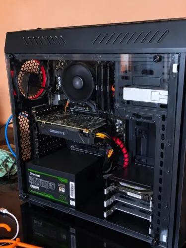 PC Gamer Ryzen 5 3600 + GTX 1050 Ti 4GB + 16GB RAM<br>