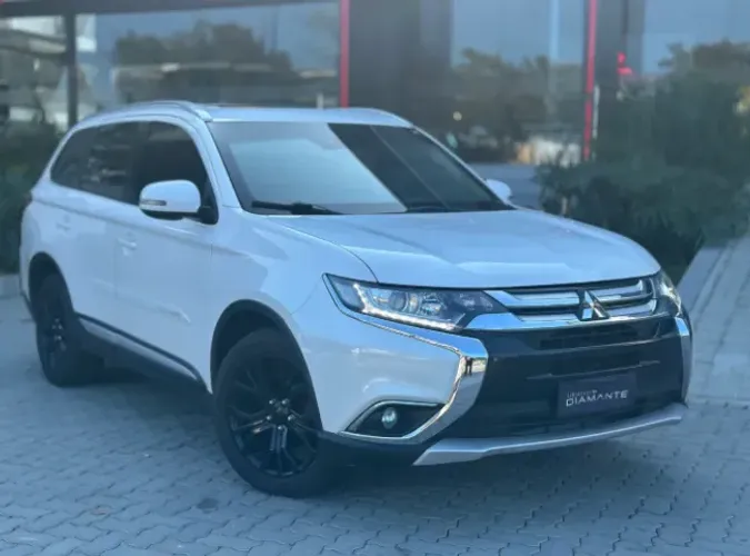Mitsubishi Outlander Comfort 2.0 16V Aut. 2018