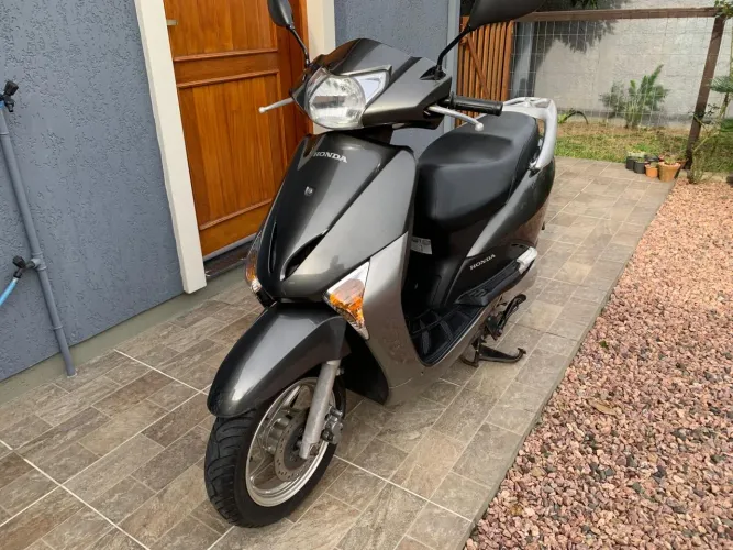 Honda Lead 110 ano 2010 IMPECÁVEL