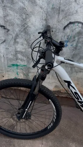 BICICLETA ARO 29 / QUADRO 21 KSW
