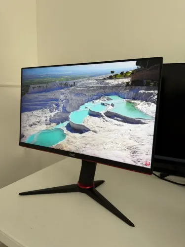 Monitor gamer AOC Hero 24? 144hz