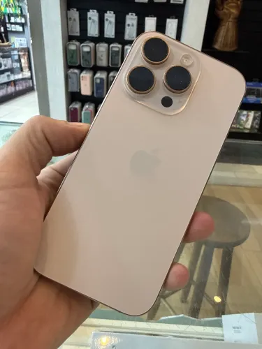 IPhone 16 pro 128 Bateria 93% Dourado - loja física