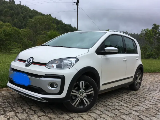 Volkswagen Up! Cross 1.0 TSI Total Flex 12V 5P 2018