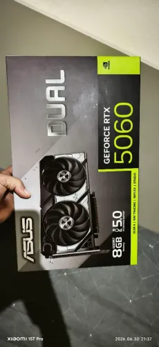 Vende novo lacrado ASUS Dual GeForce RTX? 5060