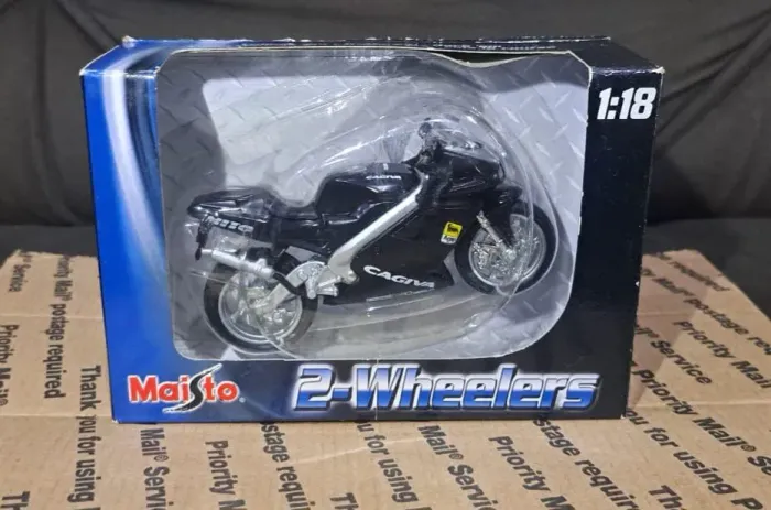 Miniatura Cagiva Mito 125 escala 1/18