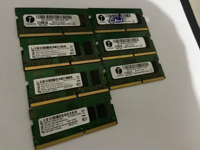 Memória 8Gb DDR4 - Unidade