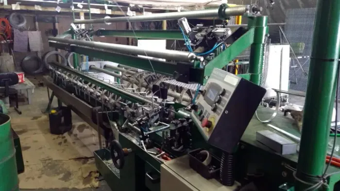 Maquina automatica fabrica tela alambrado para viveiro de peixes e aviario