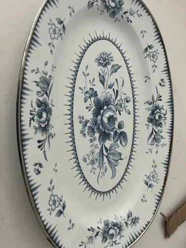 travessa antiga e colecionável da marca Mãe Ágata