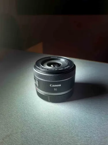 Canon Rf 16mm F2.8 Stm