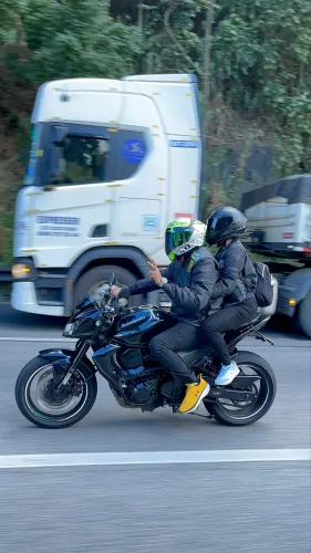 KAWASAKI Z750 2010 PRETA