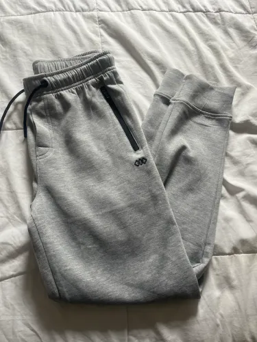 Calça Leg3nd nova importada