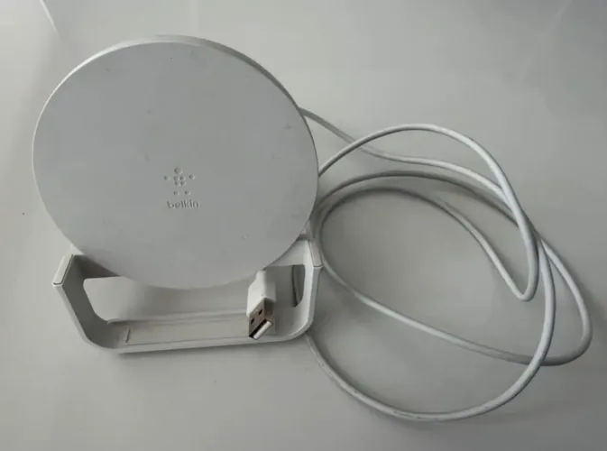 Carregador Sem Fio Belkin 10W - Pouco Uso