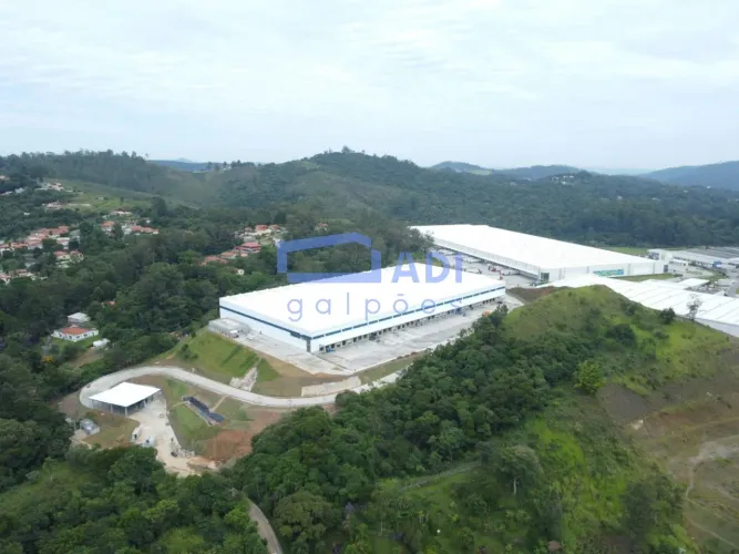 Galpão Industrial Locação - 9.972 m² - Rod. Castello Branco - Santana de Parnaíba/SP