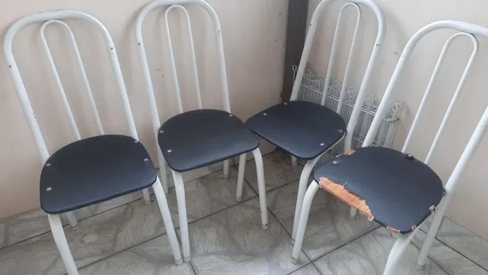 Cadeiras para doação 