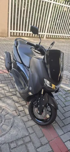 Yamaha NMAX ABS 2023/2024 | Apenas 6.750 km | Revisões na Concessionária | Estado de Zero