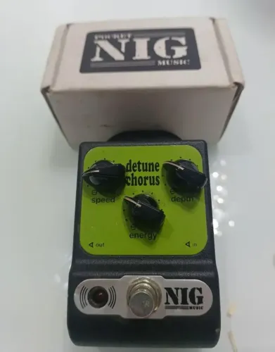 PEDAL DETUNE CHORUS NIG