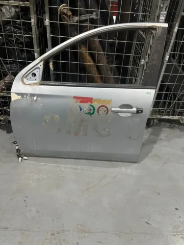 Porta Dianteira L/E L200 Triton 2018 usado