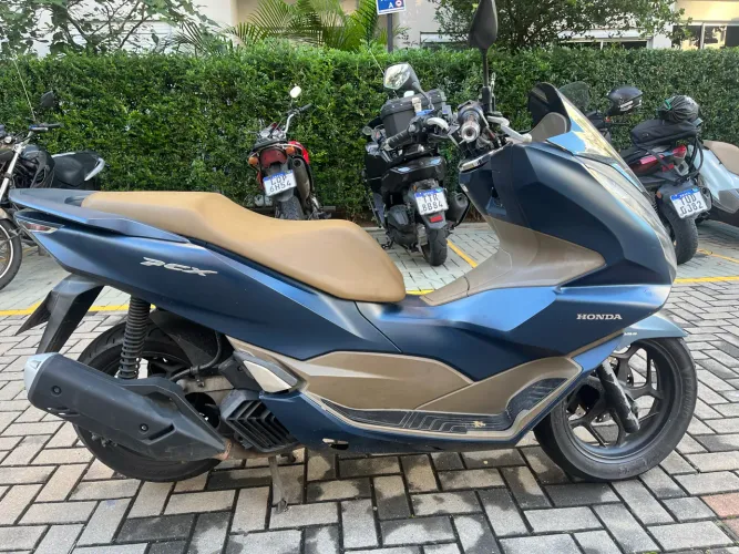 PCX - DLX - 2023 - AZUL ÚNICO DONO