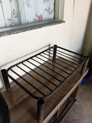 Mesinha de ferro 